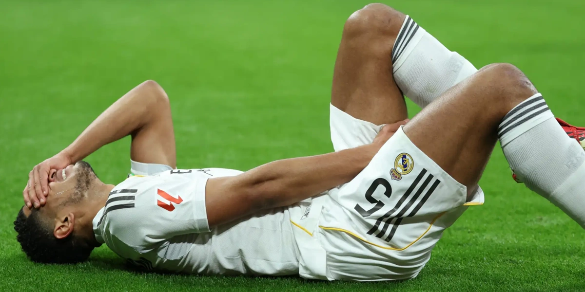 Jude Bellingham Berpacu dengan Waktu: Harapan Inggris di Tengah Ketidakpastian Cedera Jude Bellingham Berpacu dengan Waktu: Harapan Inggris di Tengah Ketidakpastian Cedera